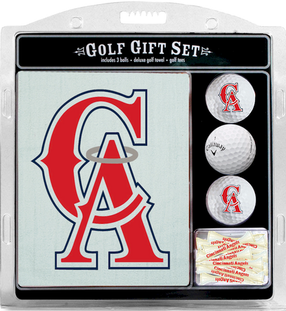 1 Custom Golf Towel w/ 3 <span style="color:#d41b27;">Callaway Warbird Golf Balls</span> and 15 Tees